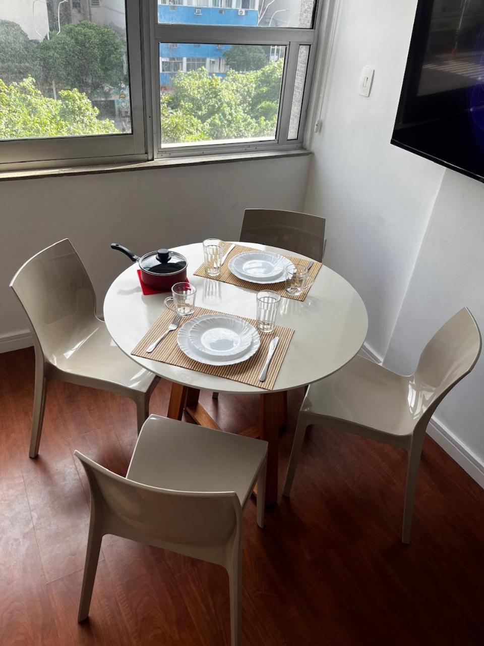 Em Copacabana A 200m Da Apartment *