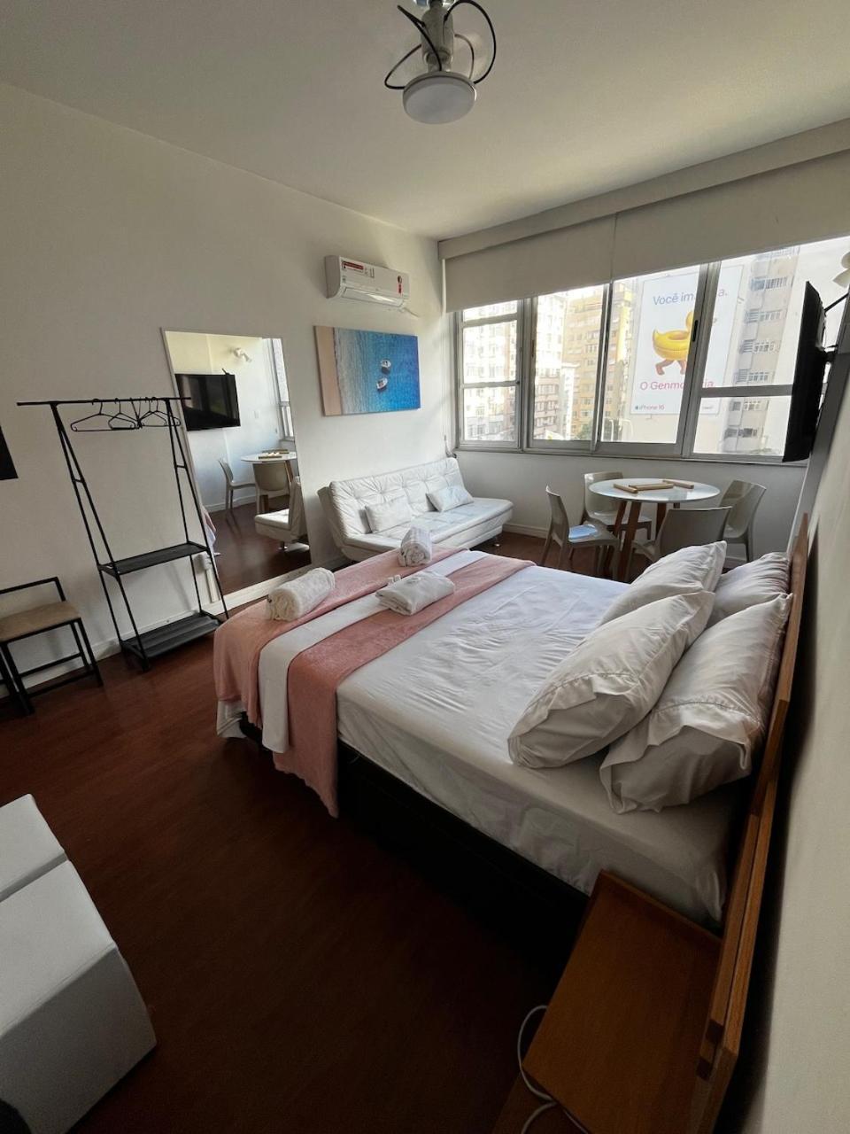 Apartment Em Copacabana A 200m Da